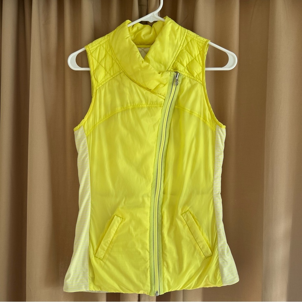 Lululemon What The Fluff Reversible Goose Down Vest In Clarity Yellow Size 4